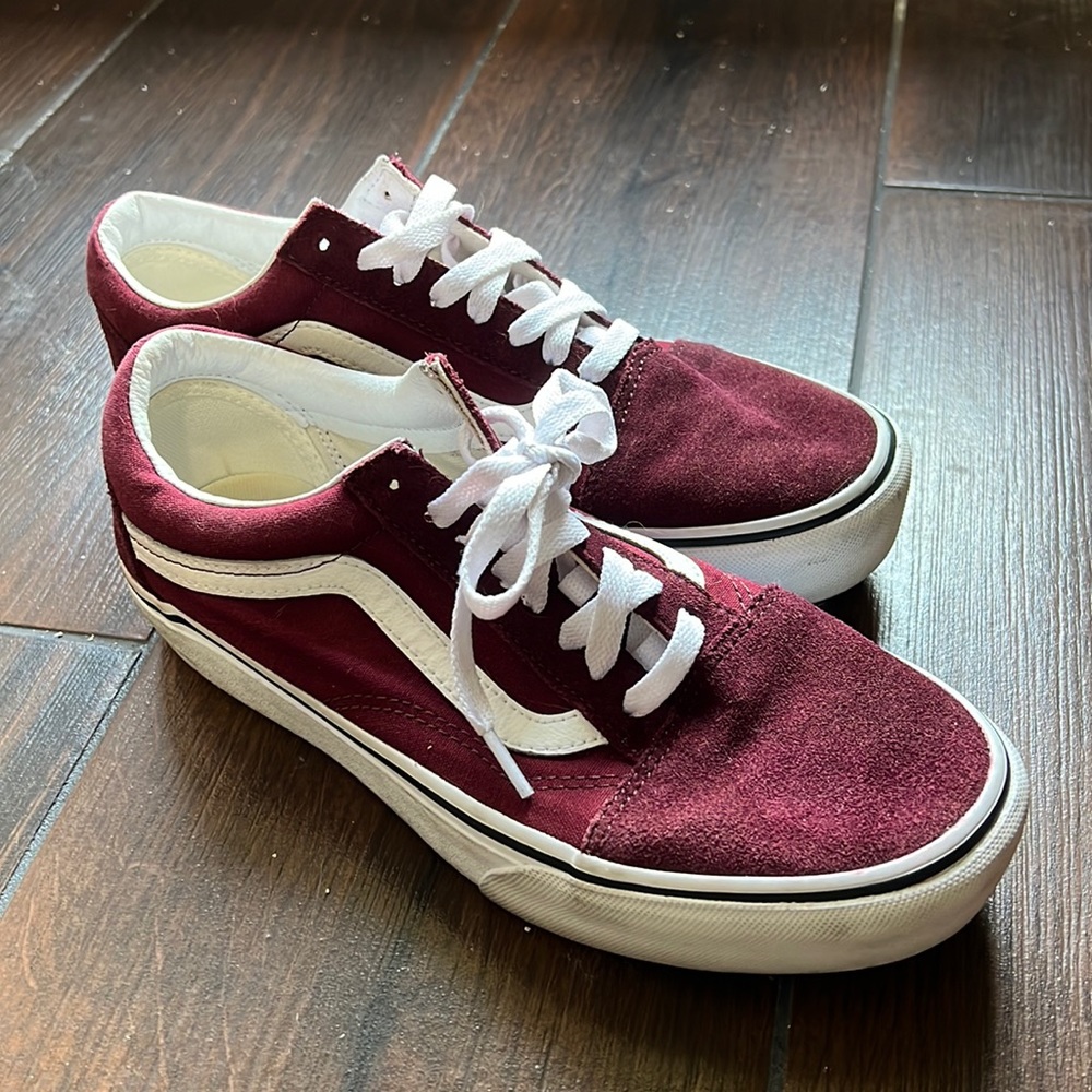 Burgundy old school platform Vans size 8.5